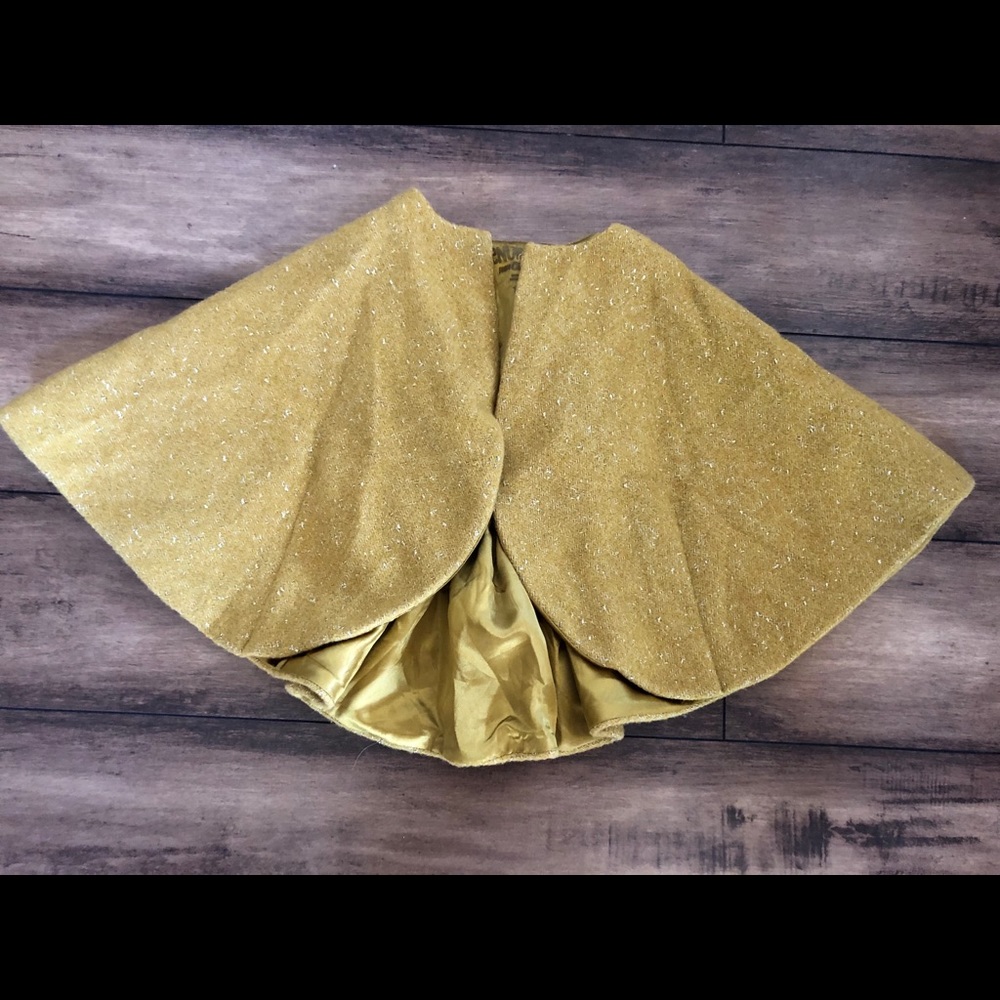 Genuine kids mustard cape. Size 18 months